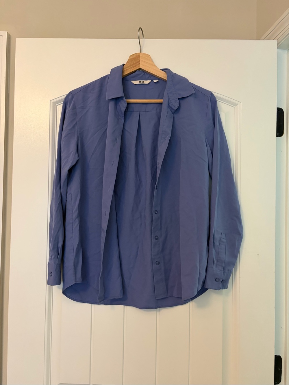 Uniqlo Button-Up Shirt